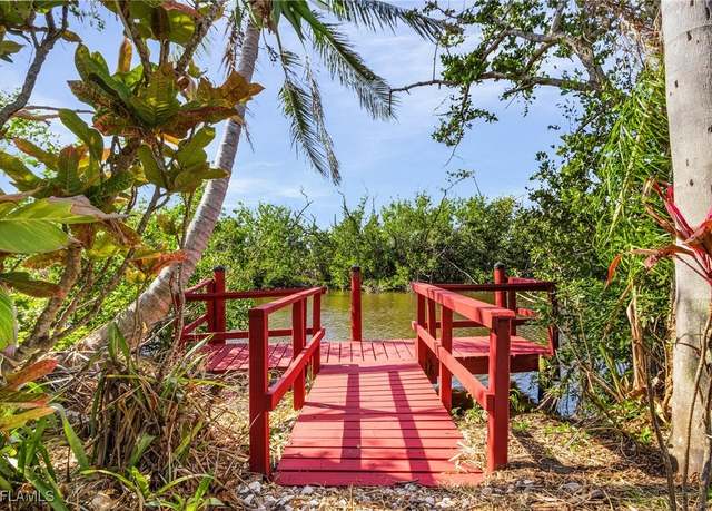 Property at 7130 Cobiac Dr, St James City, FL 33956, 2 beds, 2 baths