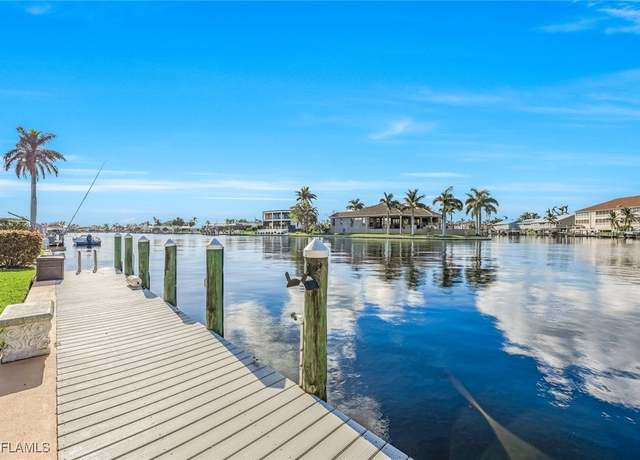 Property at 4224 SE 19th Ave Unit 1B, Cape Coral, FL 33904, 2 beds, 2 baths