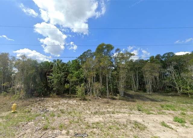 Property at 854 Rue Labeau Cir, Fort Myers, FL 33913