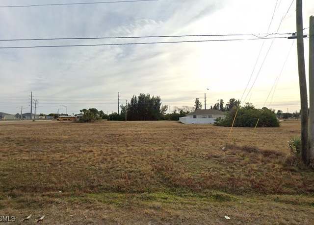 Property at 9 SW 24th Pl, Cape Coral, FL 33991