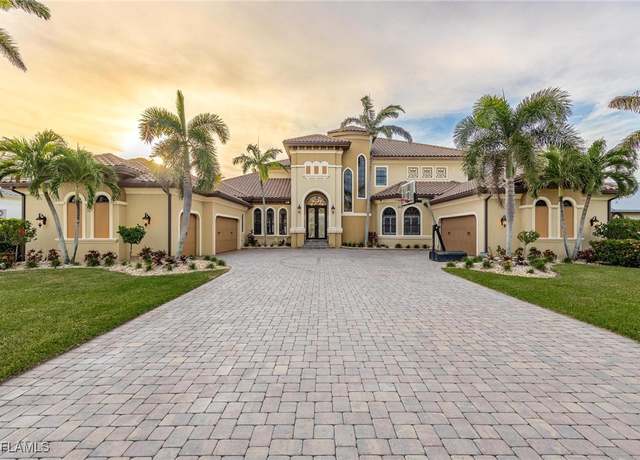 Property at 12611 Apopka Ct, North Fort Myers, FL 33903, 6 beds, 5.5 baths