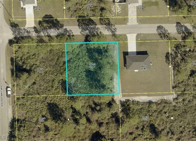 Property at 702 E 11th St, Lehigh Acres, FL 33972