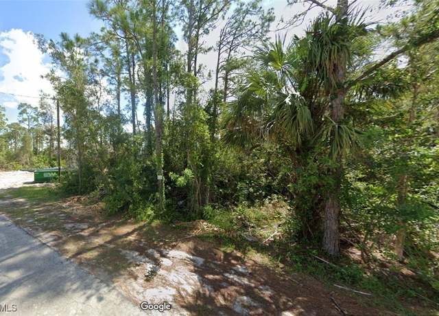 Property at 171 Yager Cir, Fort Myers, FL 33913