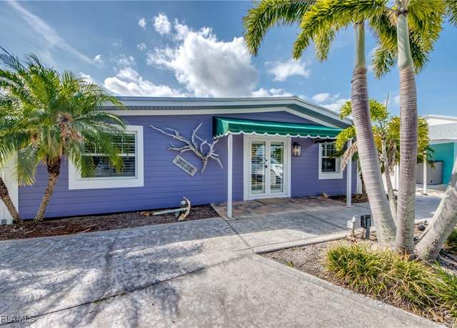 Property at 2685 Geary St, Matlacha, FL 33993, 2 beds, 2 baths