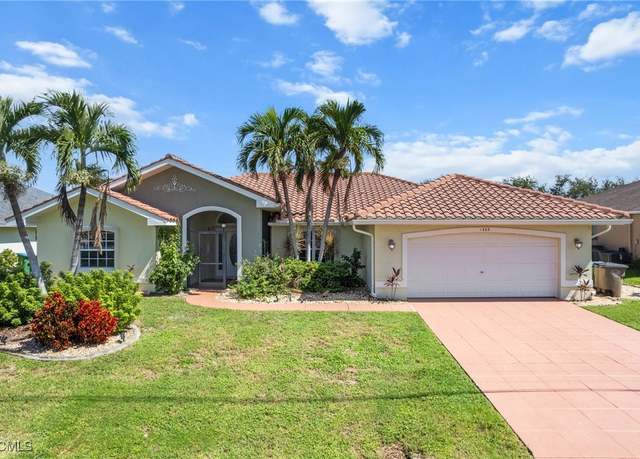 Property at 1309 SE 10th Ter, Cape Coral, FL 33990, 4 beds, 2.5 baths