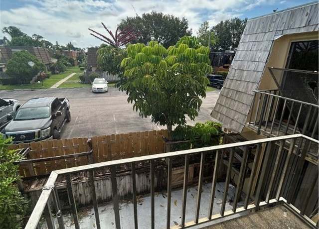 Property at 1647 Park Meadows Dr #2, Fort Myers, FL 33907, 2 beds, 2 baths
