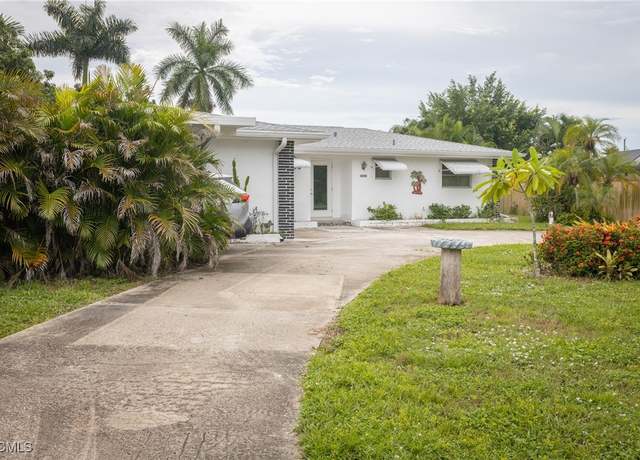 Property at 1358 Sunrise Dr, North Fort Myers, FL 33917, 3 beds, 2 baths