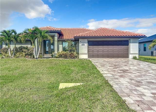 Property at 646 NE 5th Pl, Cape Coral, FL 33909, 3 beds, 2 baths