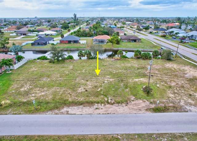 Property at 3206 SW 11th Pl, Cape Coral, FL 33914