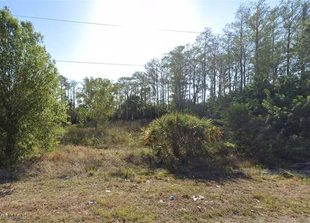 Property at 826 Acton Ave, Lehigh Acres, FL 33971