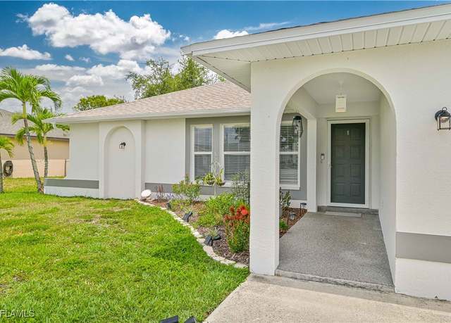 Property at 309 SE 15th St, Cape Coral, FL 33990, 3 beds, 2 baths