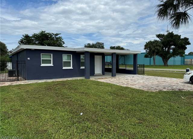 Property at 2421 South St, Fort Myers, FL 33901, 3 beds, 2 baths
