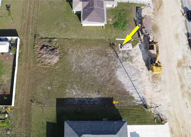 Property at 925 Diplomat Pkwy E, Cape Coral, FL 33909