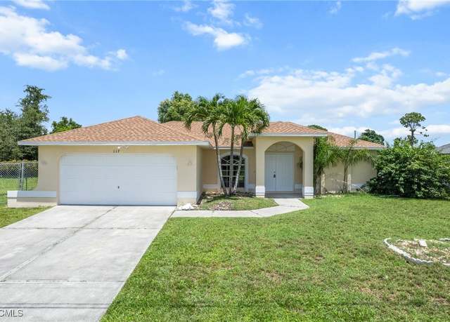 Property at 117 SE 10th Ter, Cape Coral, FL 33990, 3 beds, 2 baths