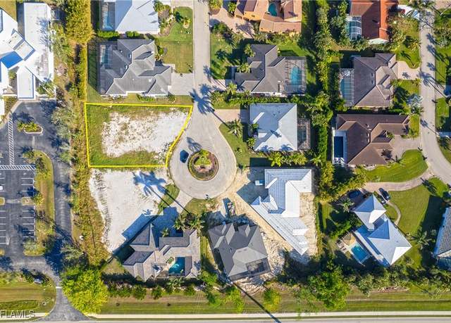 Property at 8726 Lakefront Ct, Fort Myers, FL 33908