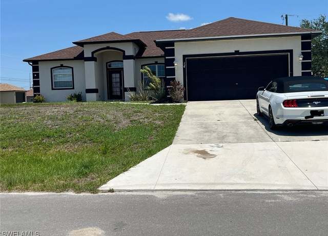 Property at 17 NE 11th Ln, Cape Coral, FL 33909, 3 beds, 2 baths