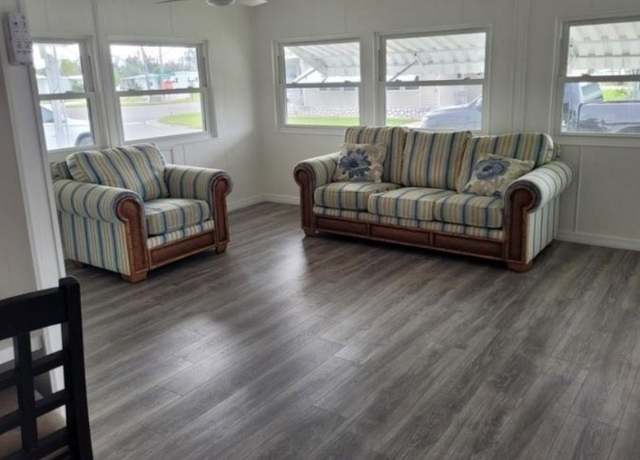 Property at 2774 Wedgewood Dr, North Fort Myers, FL 33917, 2 beds, 2 baths