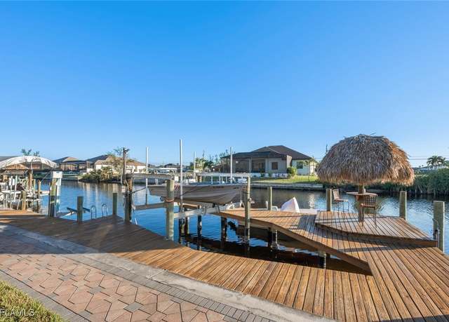 Property at 3624 SW 3rd Ter, Cape Coral, FL 33991, 3 beds, 2.5 baths
