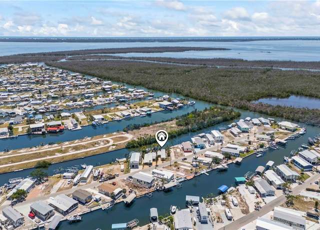 Property at 3843 Cherry Ln, St. James City, FL 33956, 2 beds, 2 baths