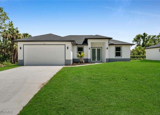 Property at 2605 28th St W, Lehigh Acres, FL 33971, 3 beds, 2 baths