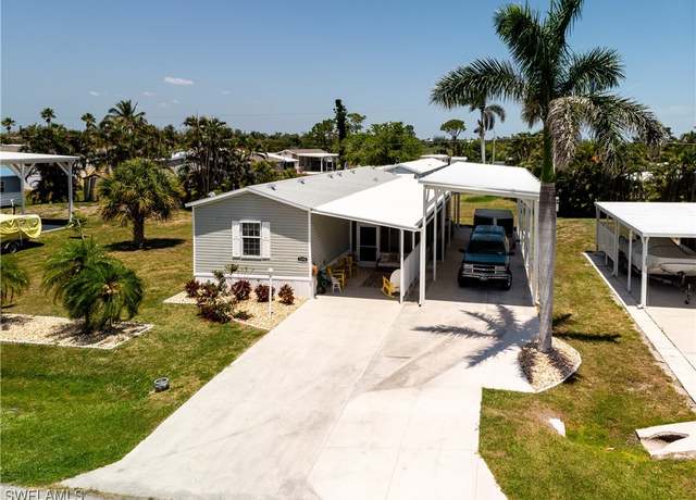 Property at 7696 Farrell Rd, Bokeelia, FL 33922, 2 beds, 2 baths
