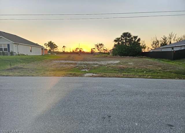 Property at 3818 NE 10th Ave, Cape Coral, FL 33909