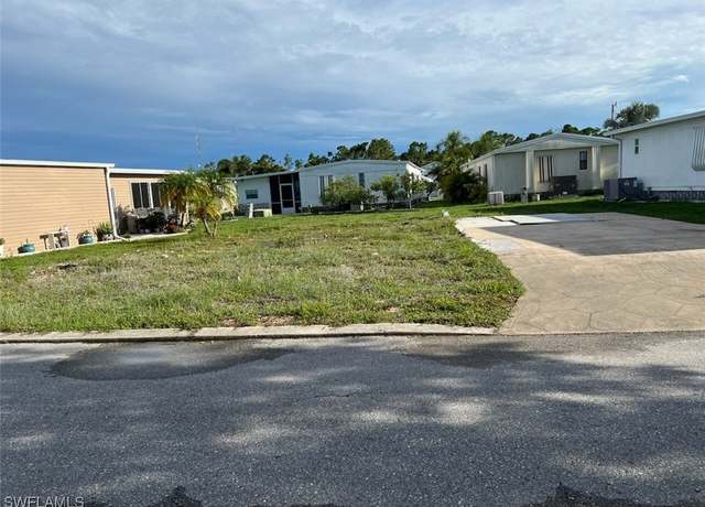 Property at 145 Nicklaus Blvd, North Fort Myers, FL 33903