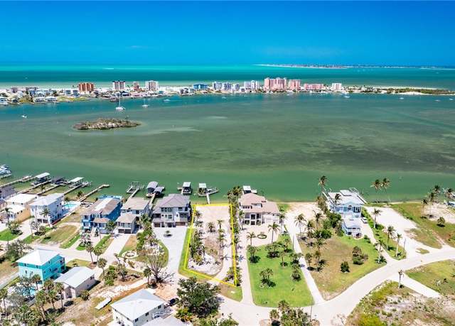 Property at 855 San Carlos Dr, Fort Myers Beach, FL 33931