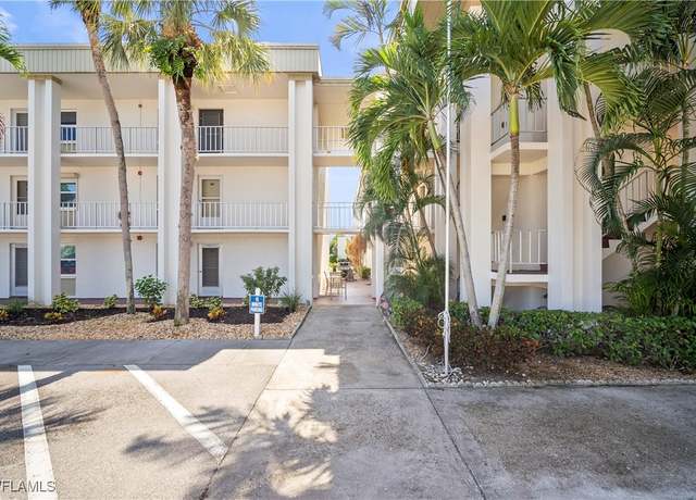 Property at 1624 Pine Valley Dr #115, Fort Myers, FL 33907, 2 beds, 2 baths