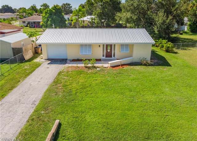 Property at 12316 Davis Blvd, Fort Myers, FL 33905, 3 beds, 2 baths