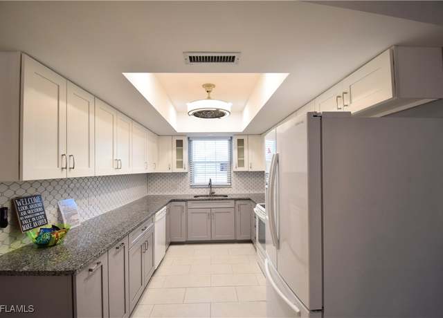 Property at 4202 SE 4th Pl #3, Cape Coral, FL 33904, 2 beds, 2 baths