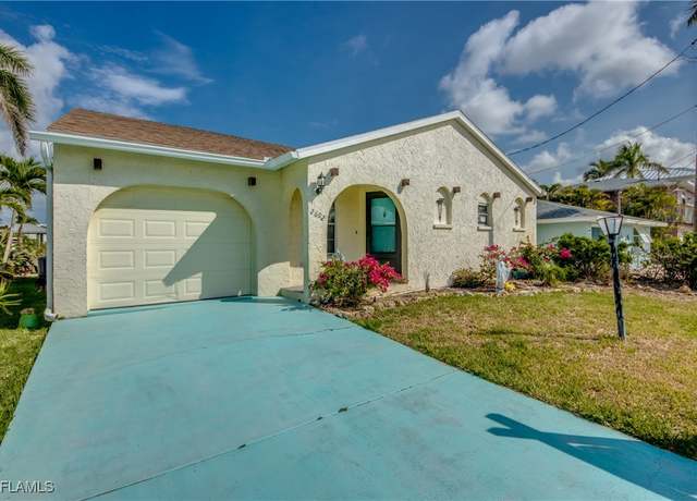 Property at 2692 Clyde St, Matlacha, FL 33993, 2 beds, 3 baths