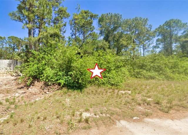 Property at 905 Emerald St, Labelle, FL 33935