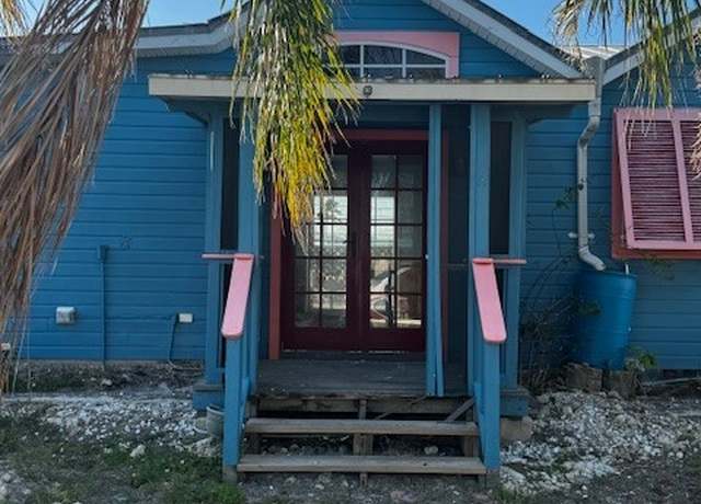 Property at 2602 Pine St, Matlacha, FL 33993, 1 bed, 1 bath
