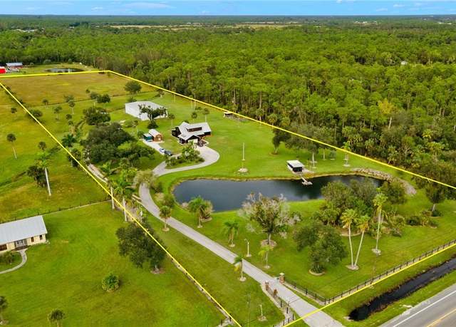 Property at 19731 State Road 31, North Fort Myers, FL 33917, 3 beds, 2.5 baths