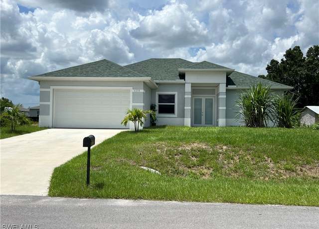 Property at 4208 28th St SW, Lehigh Acres, FL 33976, 3 beds, 2 baths