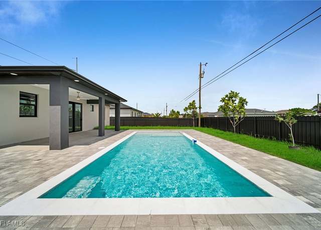 Property at 123 Kismet Pkwy E, Cape Coral, FL 33909, 3 beds, 2 baths