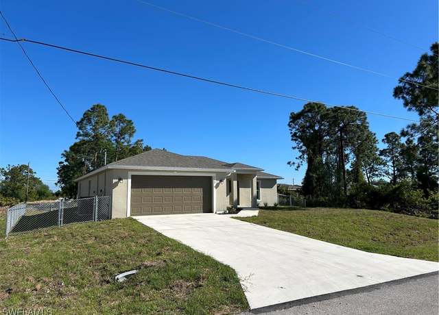 Property at 2809 Nadine Ln, Lehigh Acres, FL 33971, 3 beds, 2 baths