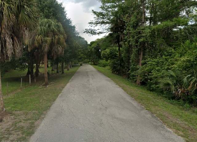 Property at 1714 Lincoln Ave, Lehigh Acres, FL 33972