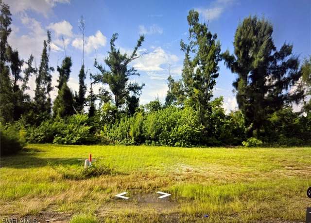 Property at 1608 SW 4th St, Cape Coral, FL 33991