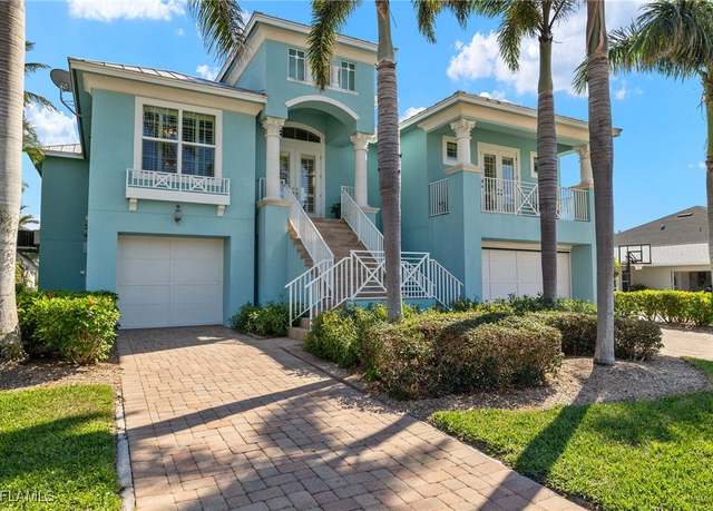 Property at 4829 Regal Dr, Bonita Springs, FL 34134, 3 beds, 4 baths
