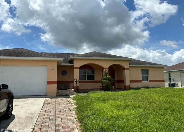 Property at 546 Long Island St E, Lehigh Acres, FL 33974, 3 beds, 2 baths