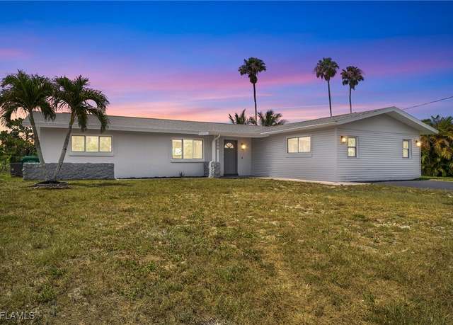 Property at 1206 NE 4th Ter, Cape Coral, FL 33909, 4 beds, 2 baths