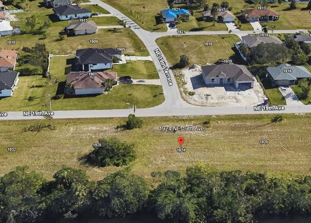 Property at 1924 NE 19th Ave, Cape Coral, FL 33909