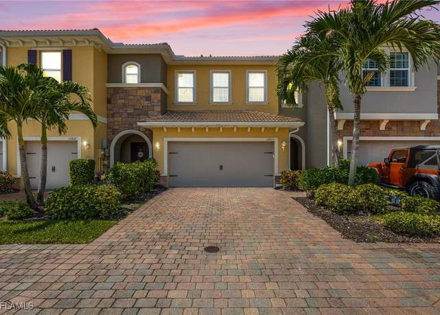 Property at 10805 Alvara Way, Bonita Springs, FL 34135, 3 beds, 2.5 baths