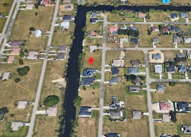 Property at 1420 NE 9th Ave, Cape Coral, FL 33909