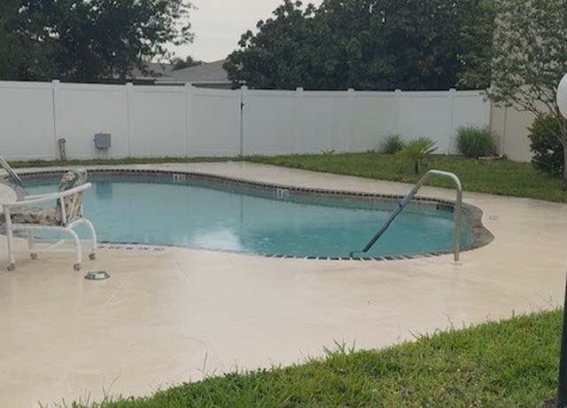 Property at 3911 Country Club Blvd #102, Cape Coral, FL 33904, 2 beds, 2 baths