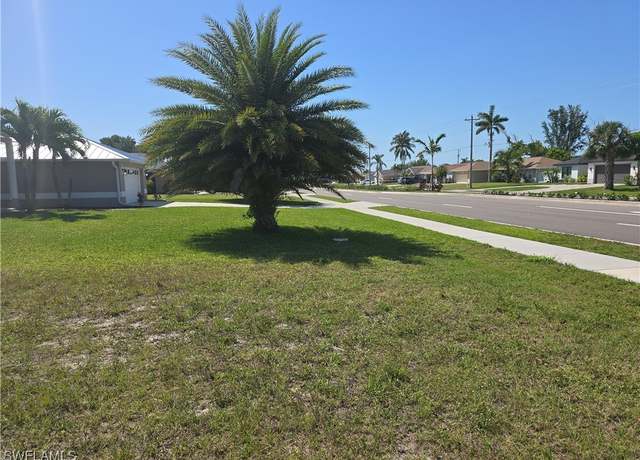 Property at 807 Nicholas Pkwy W, Cape Coral, FL 33991