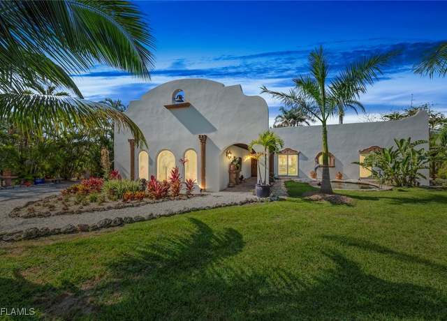 Property at 6180 Henderson Rd, Sanibel, FL 33957, 2 beds, 2 baths
