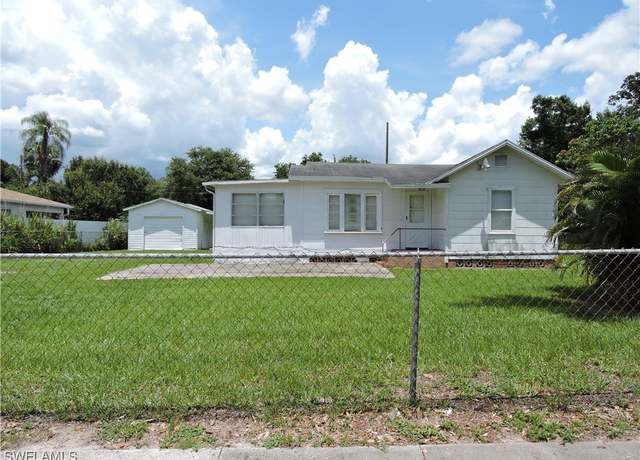 Property at 261 Miramar Rd, Fort Myers, FL 33905, 2 beds, 1 bath